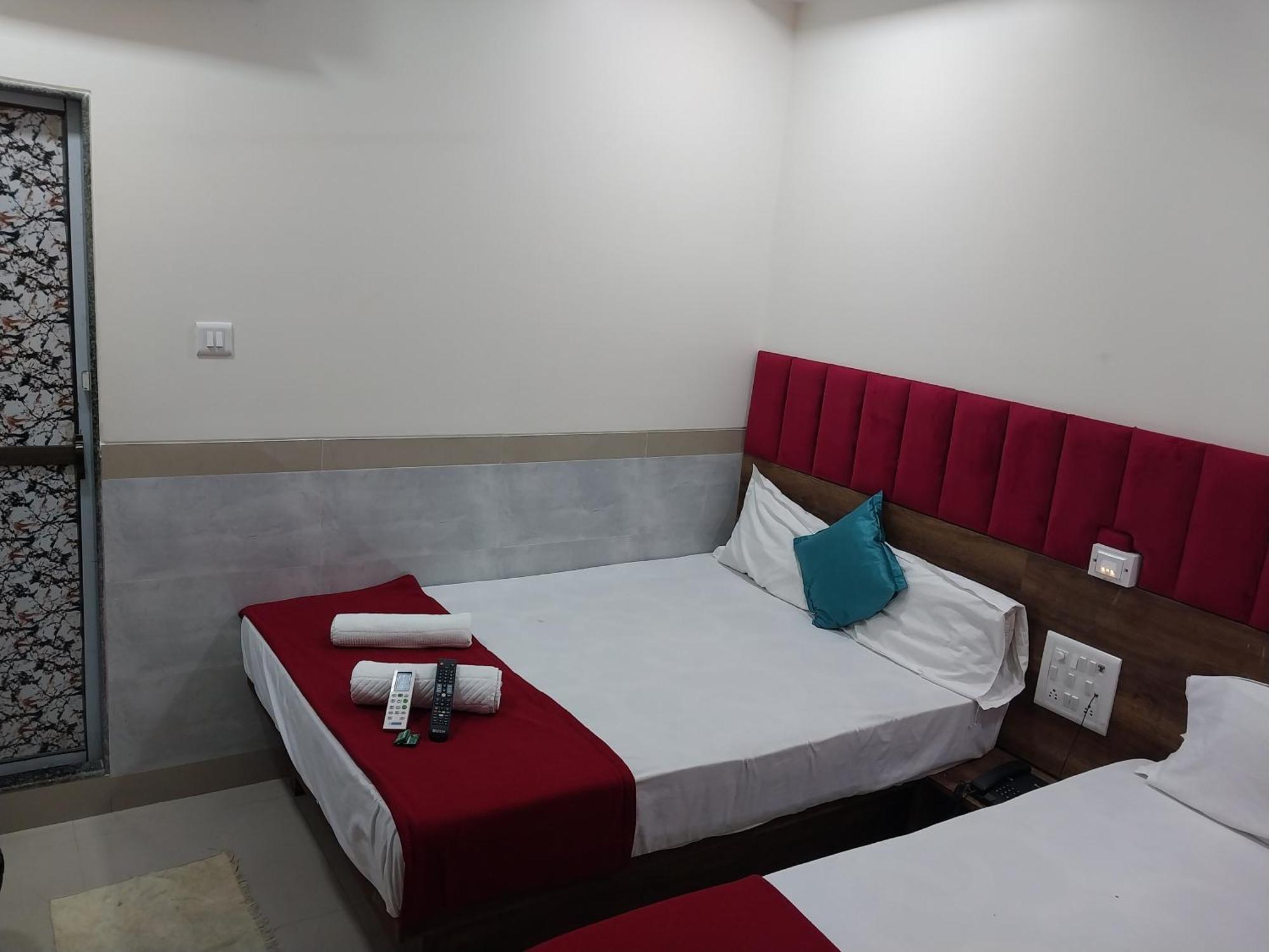 Hotel New Balaji Residency Bombay Eksteriør billede